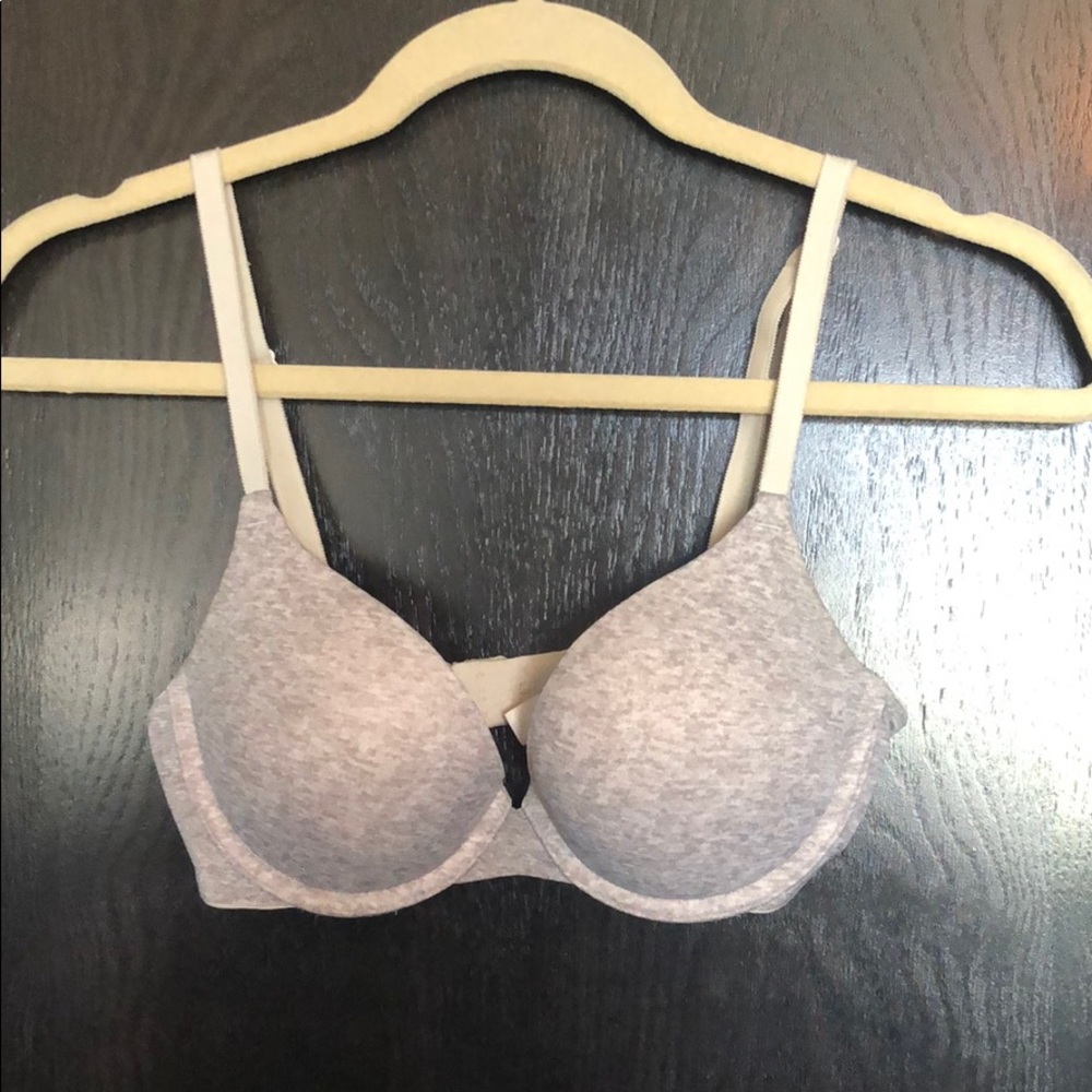 PINK Wear Everywhere Push-Up Pigeonnant